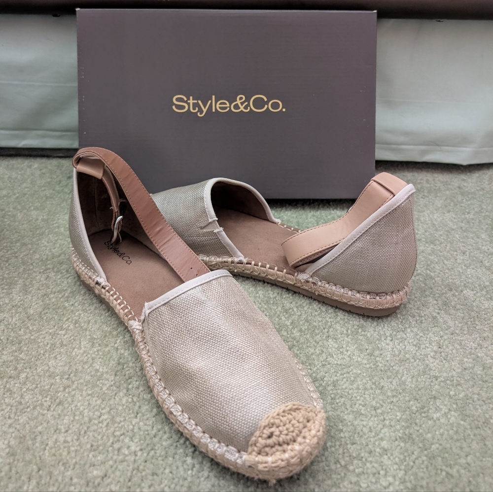 Style & Co. Gold Shine Flats
